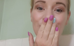 Giselle Lacey: Сквірт у саду на відкритому повітрі