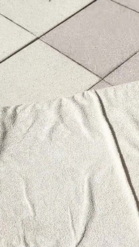 Nós fodemos à beira da piscina