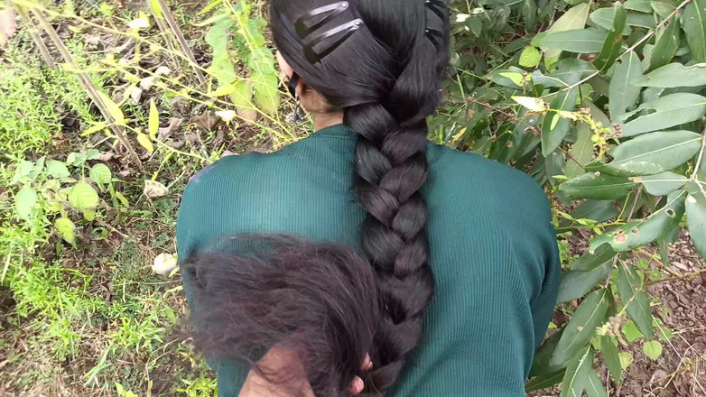 Raniki chut: Village girl tight pussy outdoor sex video, beautiful village girl...