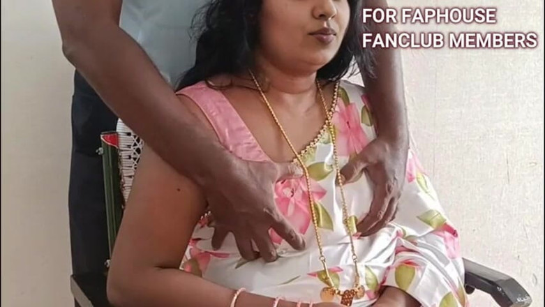 Luxmi Wife: Face Video in Saree - Boobs Press
