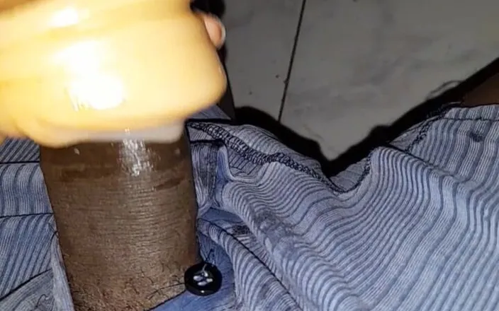 Black guy: Jerking off..s3 Ep11