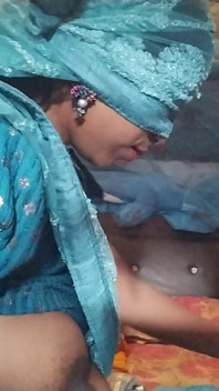 Une femme desi se fait facefucker, vidéos