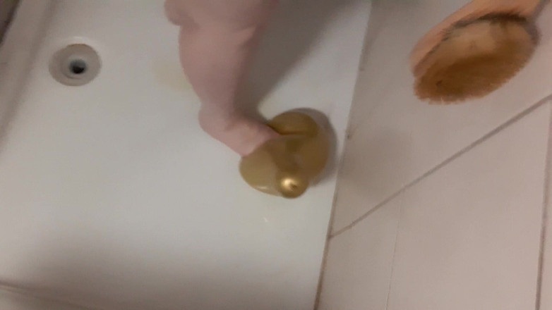 tammara big: Balloon and Then Broken