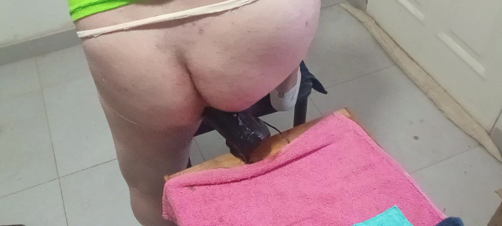 Todo -Anal: Kalın, büyük, sert görüyorum ve kendimi zapt edemem