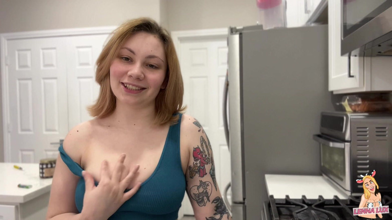 Lenna Lux: Macecha Favor