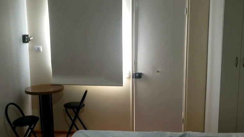 Riderqueen: Stepmom Sharing Bed with Stepson