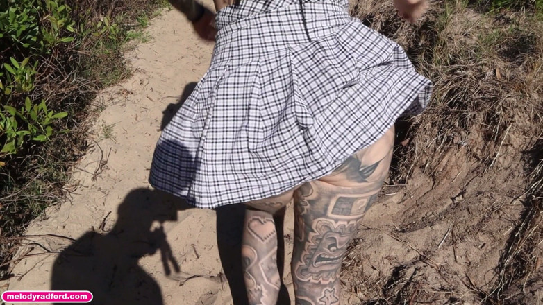 Melody Radford: Aussie Couple Fuck at ****** Beach