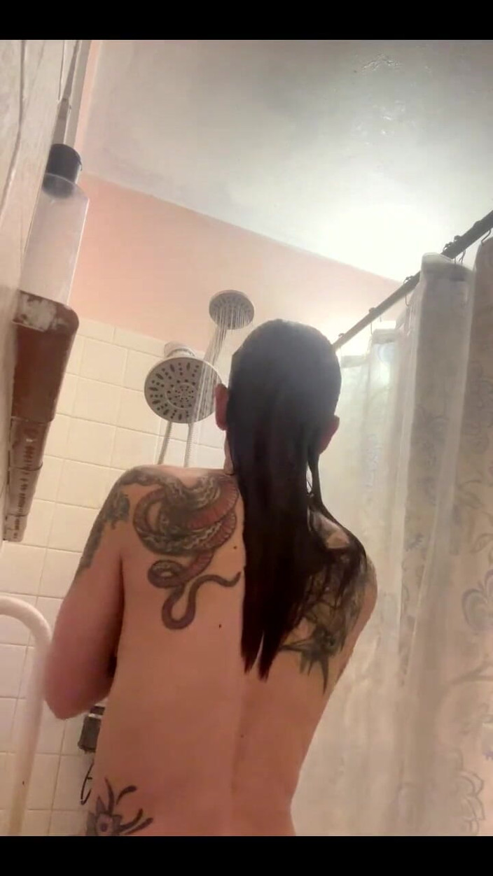 Zoey Portland: Come to Me in Shower