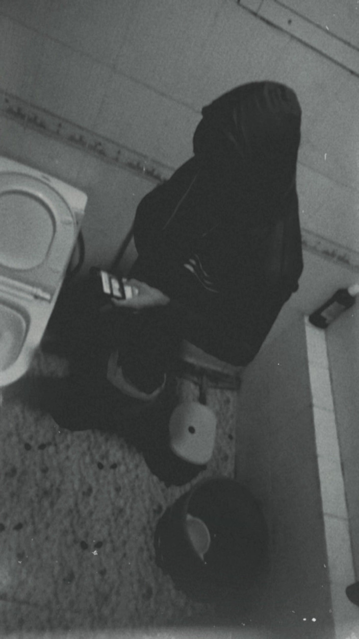 Brijesh 270: 継息子がバスルームでしている様子はカメラで全部見えました