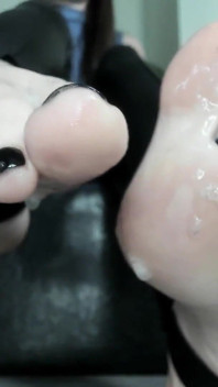 Spit on Toes