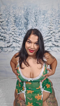 Une BBW Taille Une Pipe Profonde Et Se Déshabille Pour Vous