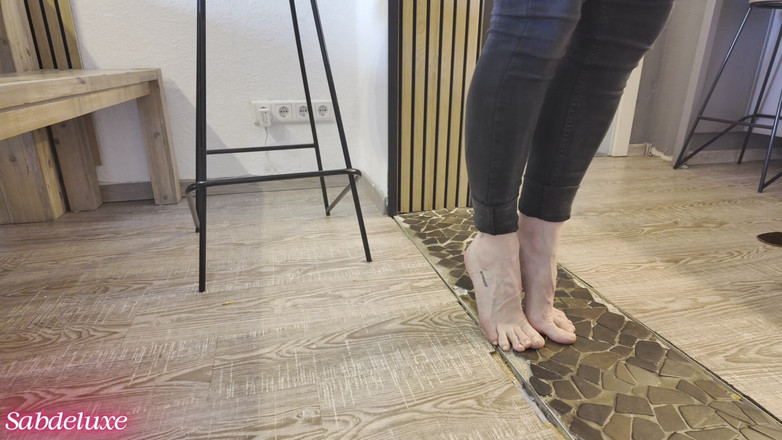 Sabdeluxe: 踮起脚尖