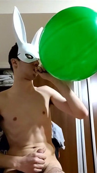 Bunny Looner Blowing up Big Balloons While Jerking off on Stream