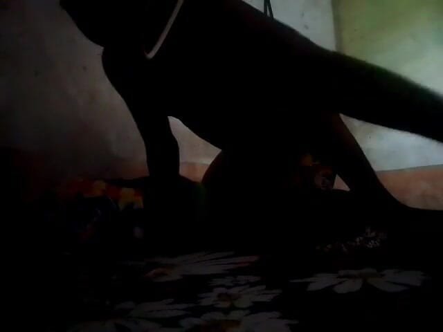 Sex tatie dessi: Dwóch mieszkańców zmoczy się w nocy