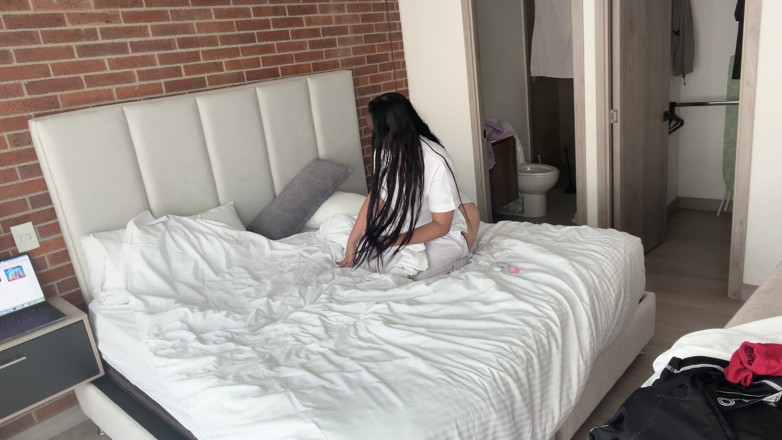 Time traveler: Massage Gets Anal Fun