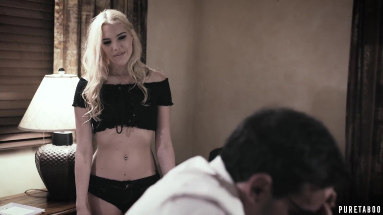 Pure Taboo: Pur tabou - Kenna James pity baise son nouveau demi-frère ringard