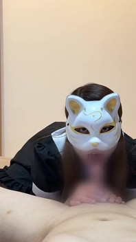 Podpora masturbace pomocí služebných kostýmů