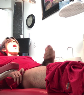 Miguelo Sanz: nsfw iş başında