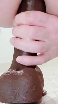 Twink Enjoying 11inches Black Dildo