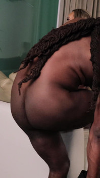 PAWG’s Stil Exist and Like Dick