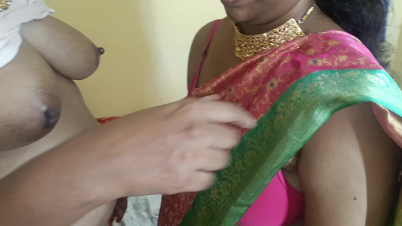 Pushpa studio: Lesbianas lamiendo senos calientes videos
