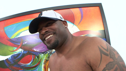 Black Passion: Latinoameričanka s velkým zadkem ošukaná chlípkem s velkým černým pérem a...