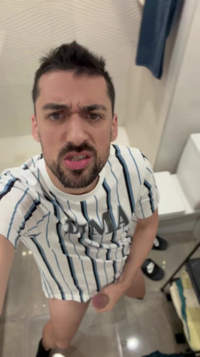 Liam Harding: Hot Stepdaddy Wanking off in Public Bathroom