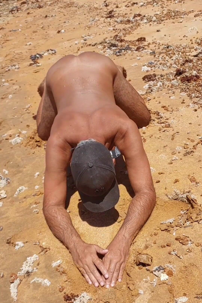 Ladysilvas: Ladysilva sahilde çıplak çok ateşli bronzlaşmış götü