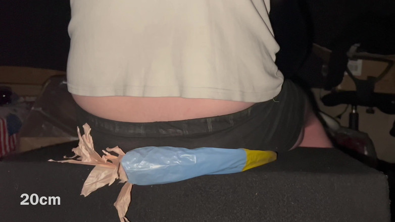 BeachBallsDuo: Bigbootylucy a dračí drcení 18 plážových koulí Togheter 170 kg!