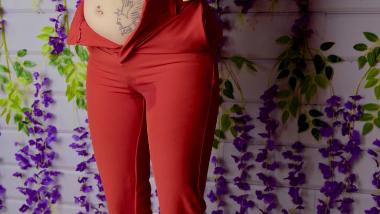 Eva Deva: Muito xixi nas calças! Olha como eu faço no chão...