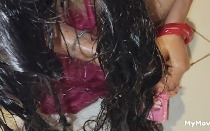 Desisexycpl123: Indianca Priya Bhabhi ia o baie completă și a fost înregistrată de...