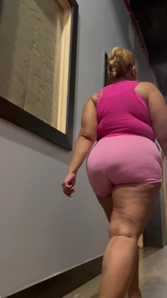 PutiLing: Chubby Latina