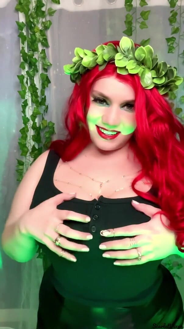Scarlet Vixen: Kelahiran Racun Ivy