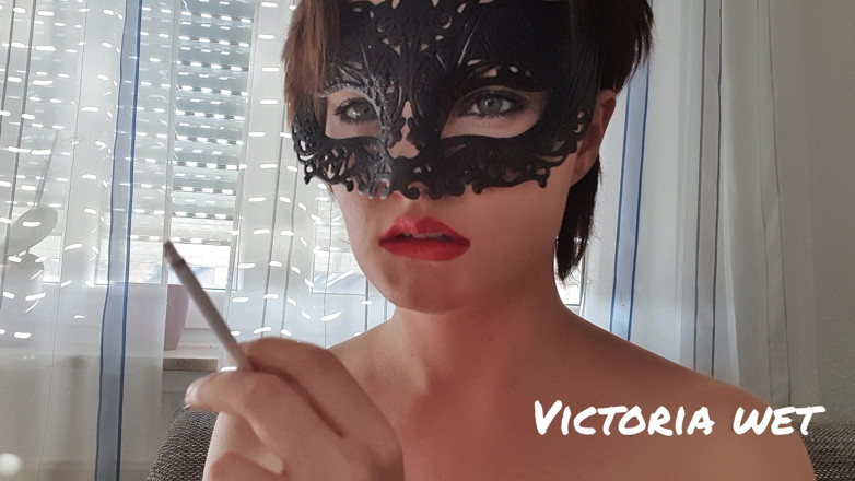 Victoria wet: Fétiche du tabagisme sexy - fumée de cigarette