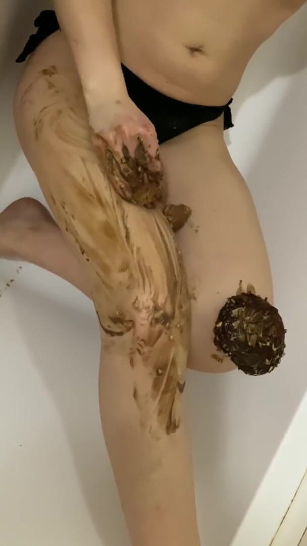 Monnycka: Dulce doble penetración