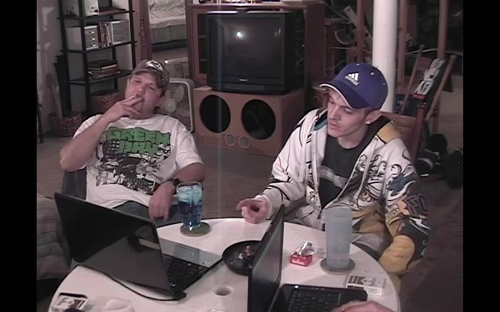 Jay's Amateur Straight Guys: ジェイはKCを深く繁殖させ、KCが2Kでジェイを生ハメするときのターンアバウトはフェアプレイです!さらに2作品追加!!