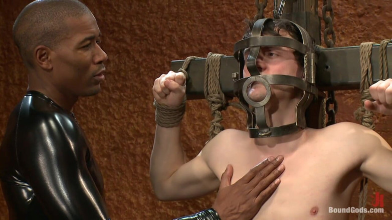 KINK men: Alstublieft meneer, mag ik meer hebben?
