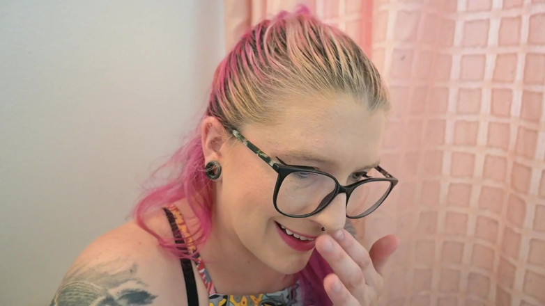 Missellie8: Stepsister's First Poophole Fuck