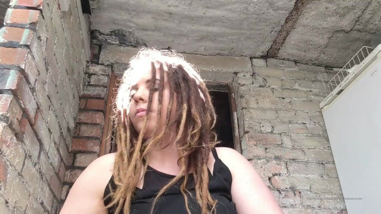 Goddess Kinx: Курение в одном пакете от Malbro Red за один час