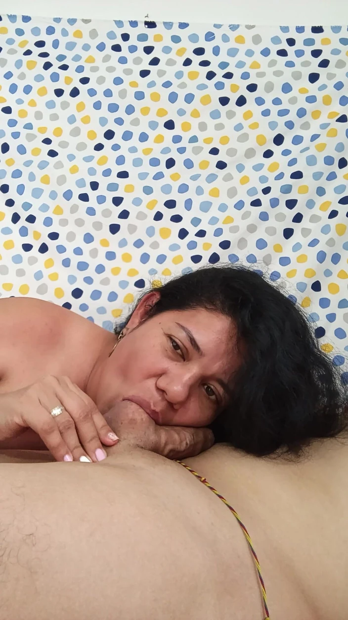 Valkyrieandluigy: Teacup Blowjob