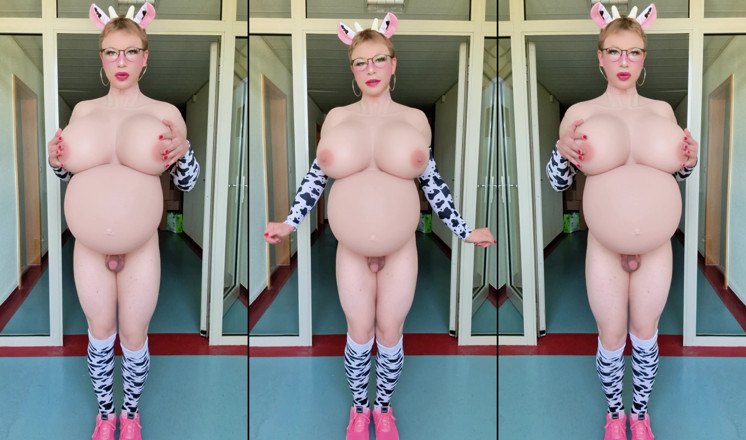 Sissy Adventures: Маленька вагітна корова Шанталь з великим животом і великими грудьми