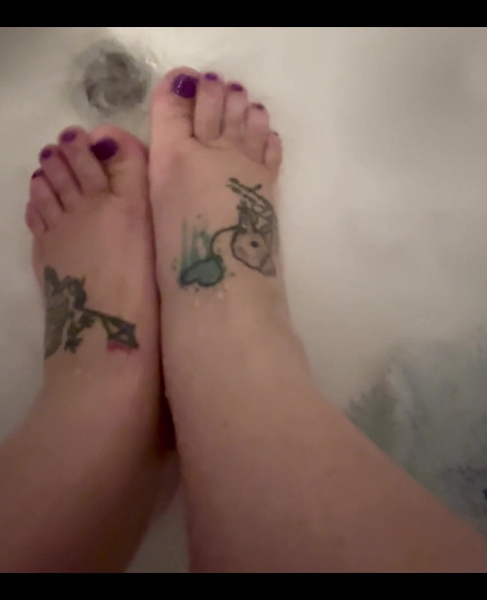 AmberLee: 3946065443.mp4