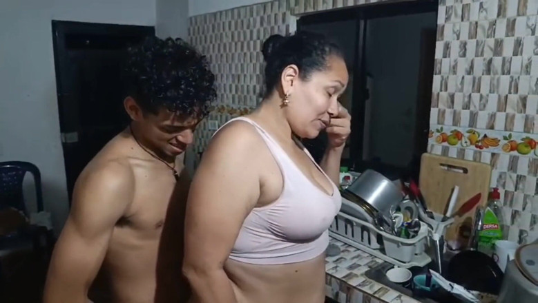 Jovencandelita: I fuck the ass of my stepbrother's wife, she has...