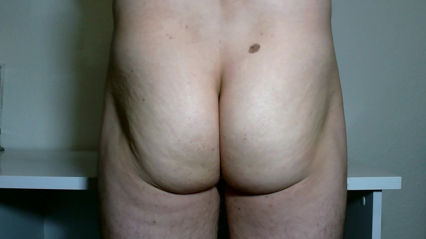 I Show My Ass (standing) (ItsMeSolo)