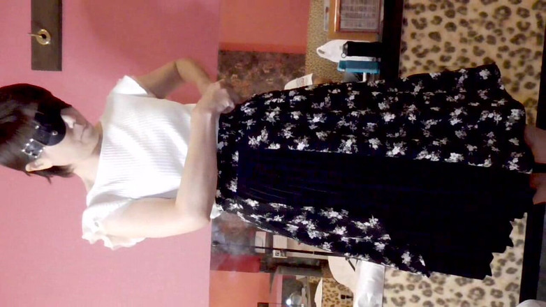 hiro_mayu_couple_jp: Mayu NO69 Masochistická úchylka s plnou hlavou, maskou, límcem a řetězem, který...