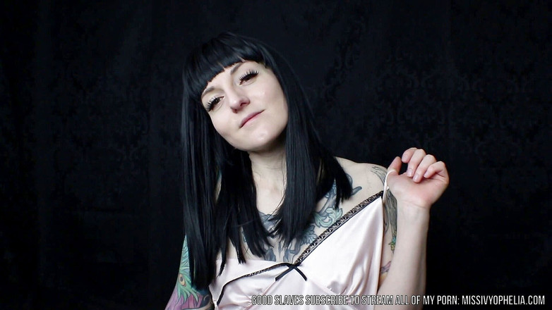 Miss Ivy Ophelia: Morgen keuschheitsnecken