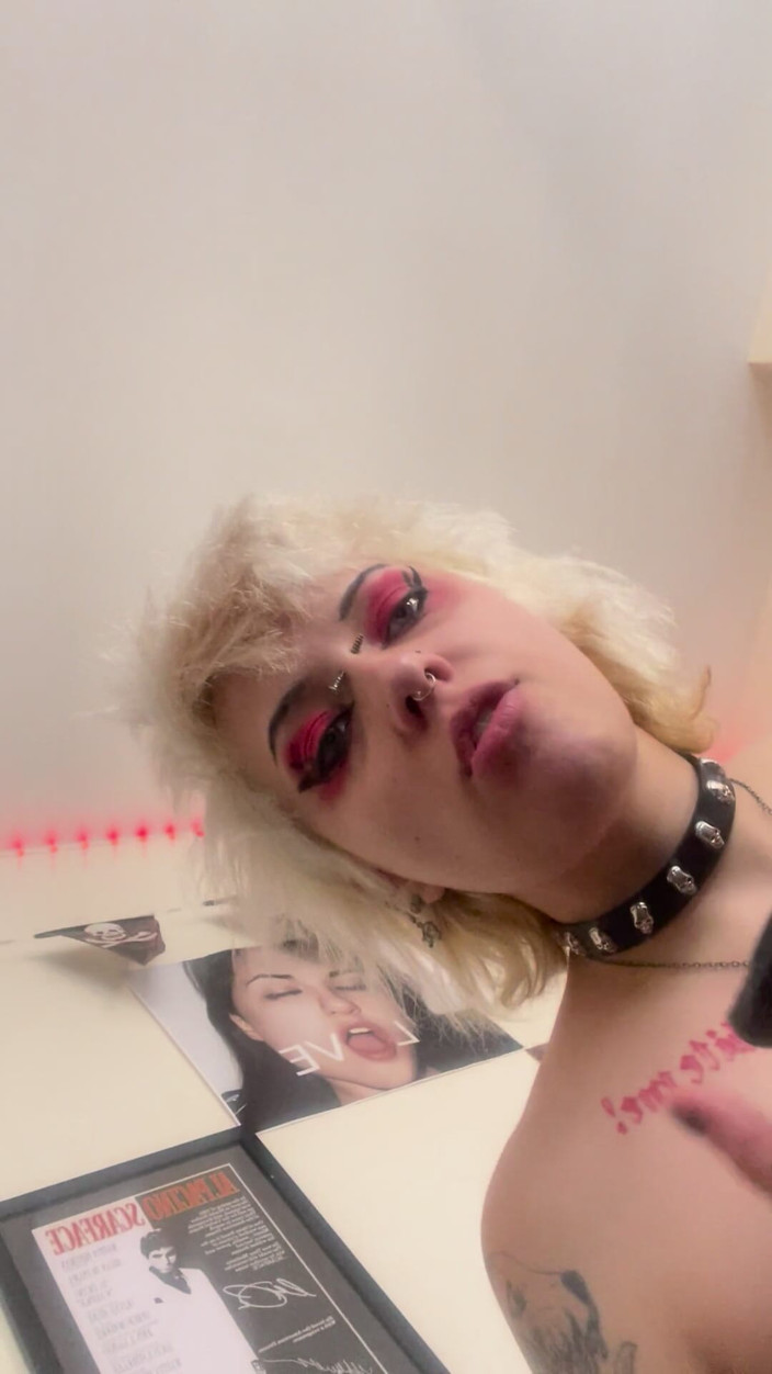 Glitterqueen1999: Mp4 Nose Blowing Sneezing Snot Fetish Coughing