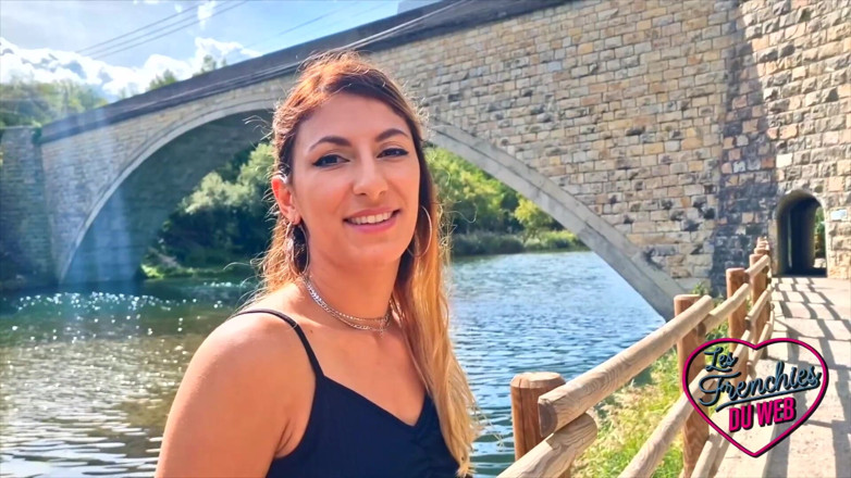 The Frenchies of the web: Stella, submisivní kdo miluje šukání do pusy