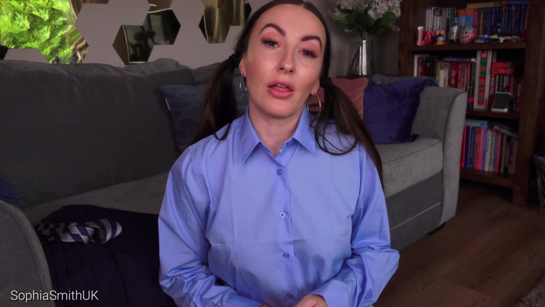 SophiaSmithUK: Menina de camisa azul incentiva e provoca