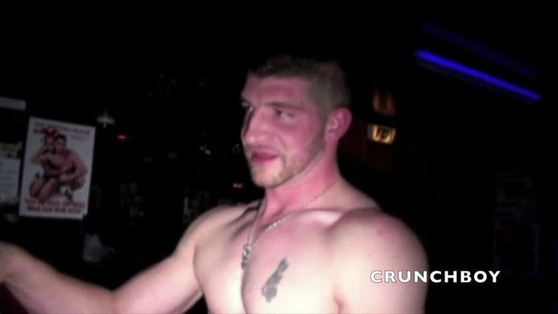 FRENCH AMATORS SEXTAPES: Karl fucked by the muscle Jeff stronger